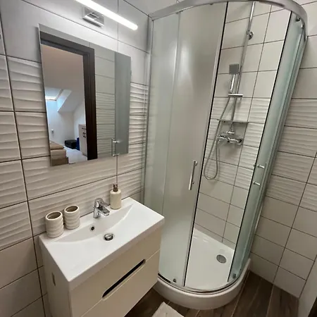 Gesztenyes-kert Panzio Bed & Breakfast *