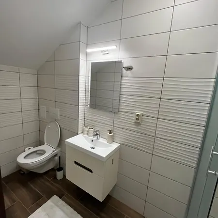 ベッド・アンド・ブレックファスト Gesztenyes-kert Panzio Pécsvárad