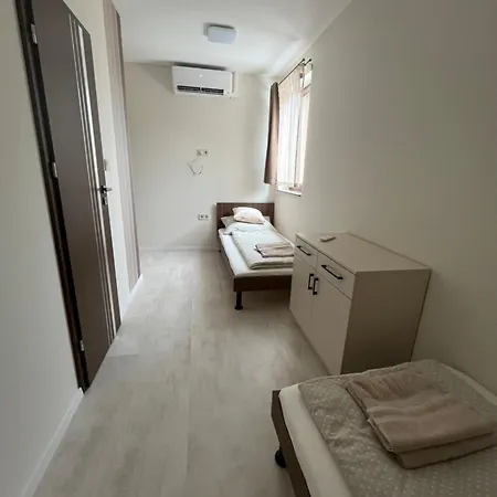 Gesztenyes-kert Panzio *