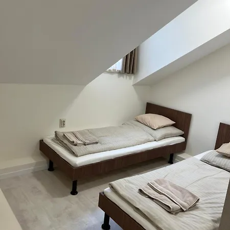 ベッド・アンド・ブレックファスト Gesztenyes-kert Panzio